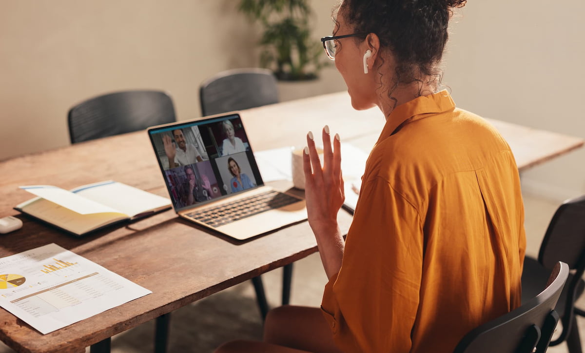 Building stronger teams: Collaborative learning enhances interpersonal and communication skills, essential for effective teamwork and collaboration.